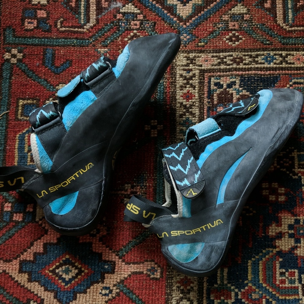 La Sportiva Miura Climbing Shoes W7 M8